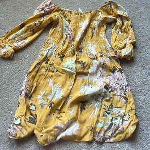 H&M Off shoulder dress